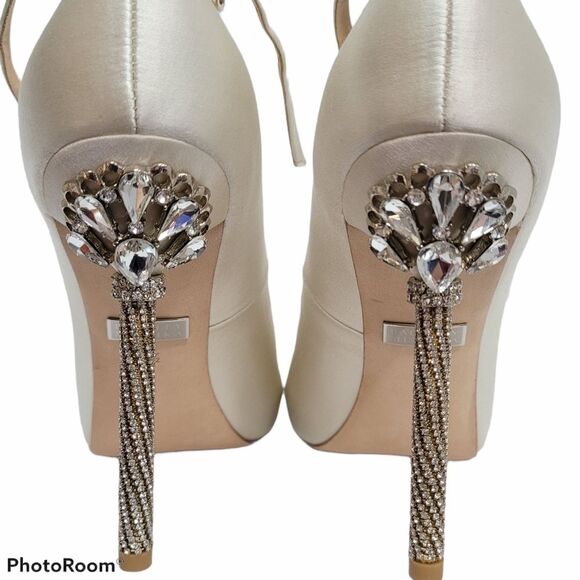 Badgley Mischka Diego Ankle Straps Pumps Size 6.5 - Picture 13 of 13